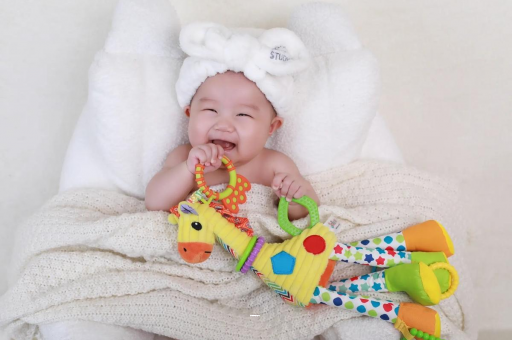 高唐六个月宝宝突然发烧